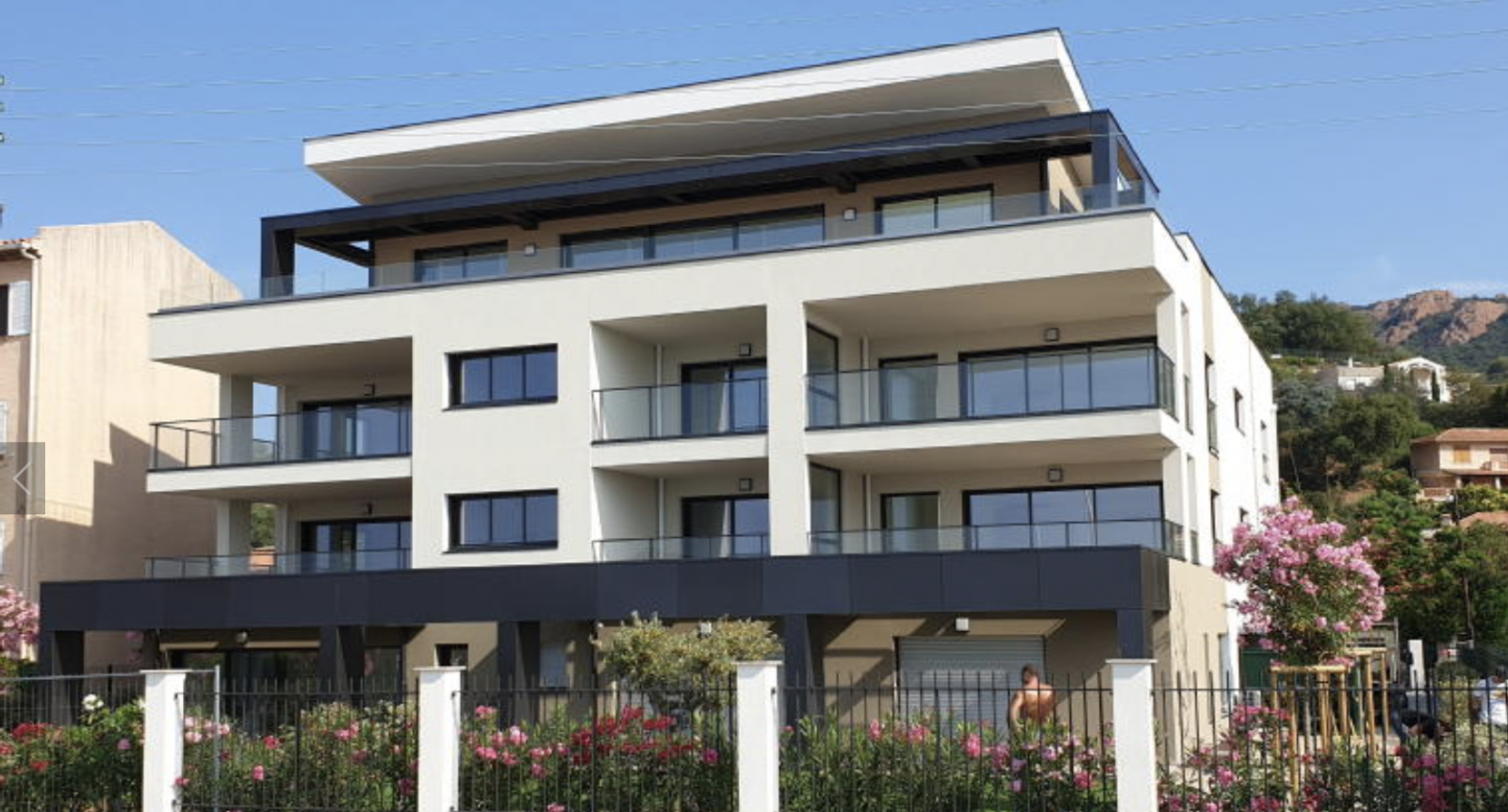 VILLA AZUR
